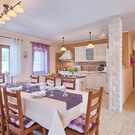 Emanuel Holiday home Pula