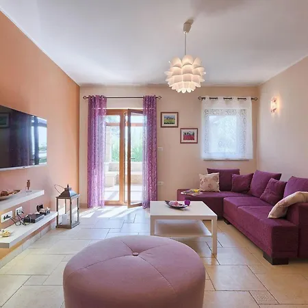 Emanuel Holiday home