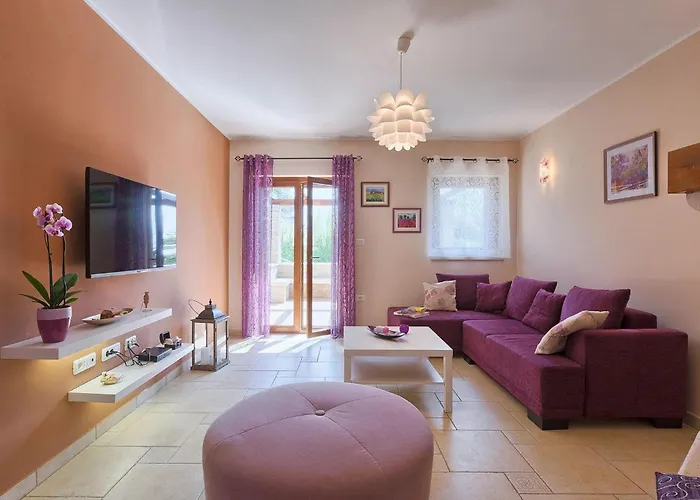 Emanuel Holiday home