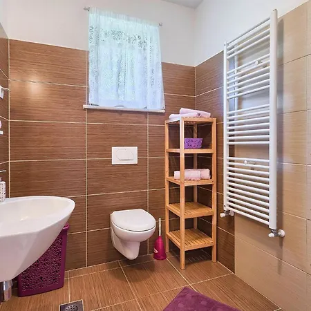 Holiday home Emanuel *