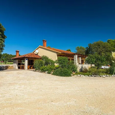 Emanuel Holiday home