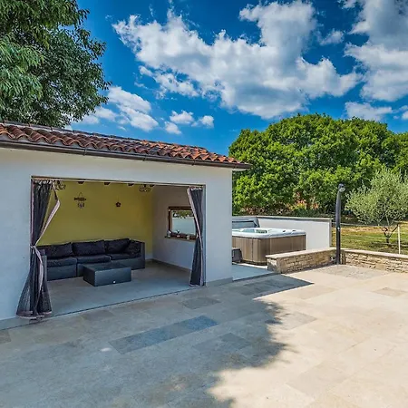 Emanuel Holiday home *